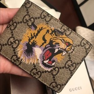 Gucci wallet tiger print